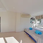 Casa Helena 奎特里拉