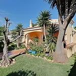 Casa Helena Villa *