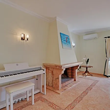 Casa Helena Villa *
