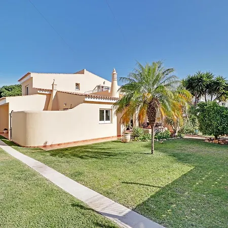 Casa Helena Villa